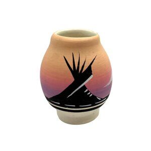 VTG Doris Dineh Navajo Native American Clay Vase Tipi Horse Mountains Trees